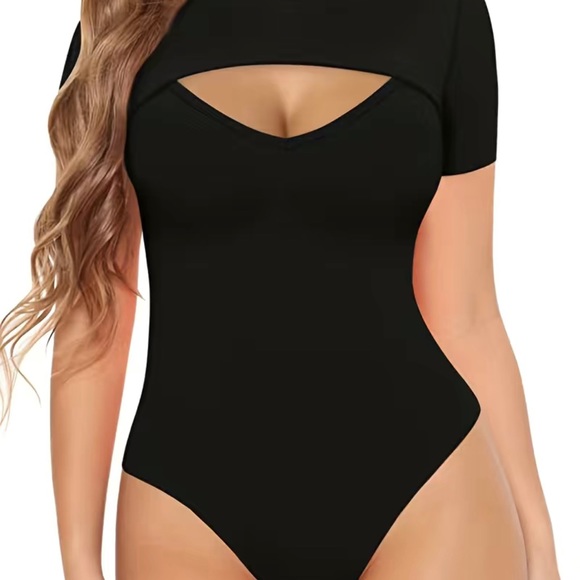 Cut Out One Piece Bodysuit, Sexy Short Sleeve Bodysuit For Spring & Summer - Picture 3 of 5